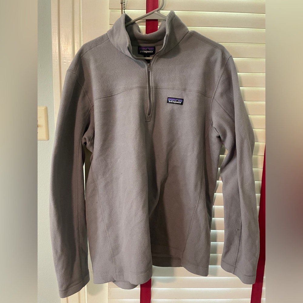 Patagonia 1/4 Zip Micro D Fleece in Grey